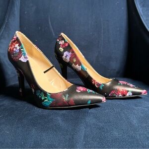 Guess 3” Heels Floral